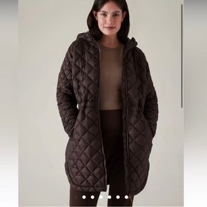 Athleta whisper featherless puffer parka jacket quilted